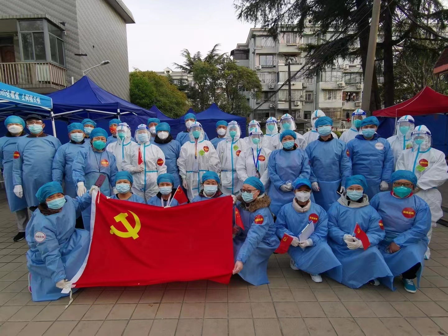 侯雅芳 靜安區(qū)彭浦鎮(zhèn)翔前街道社區(qū)志愿者服務(wù)004