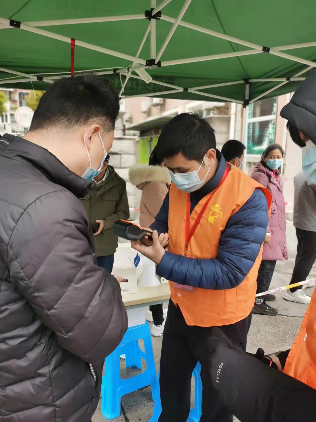 汪青 浦東南碼頭街道社區(qū)志愿者服務(wù) 01